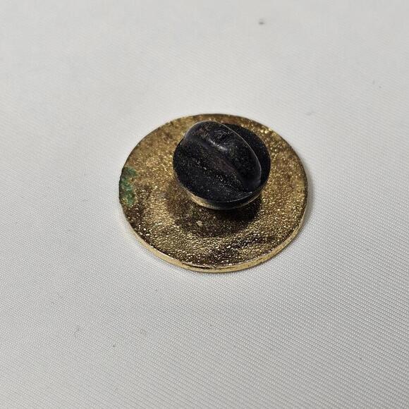 Vintage Military US Navy SEAL Team 2 Hat or Lapel Pin - Picture 4 of 6